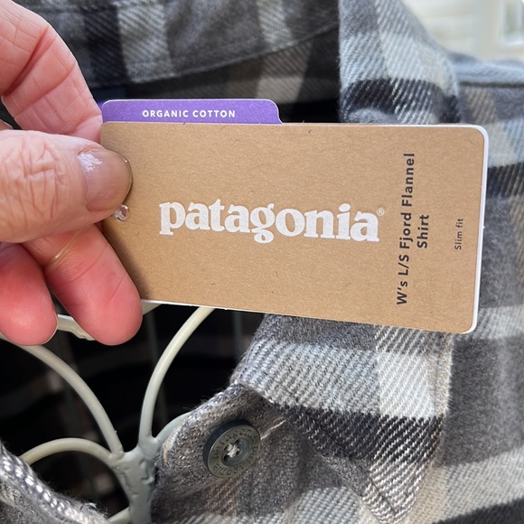 Patagonia fjord flannel shirt, women size large, new with tags - Picture 2 of 6
